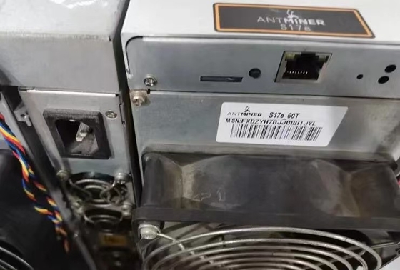 75dB Asic Bitmain Antminer S17E 60T 2900W μεταχειρισμένο με το τσιπ της SAMSUNG